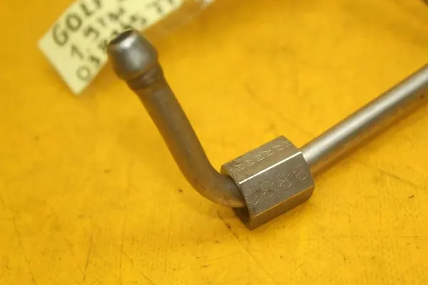 Tubo de óleo turbo VW Golf V Audi Skoda 1.9 TDI image 7