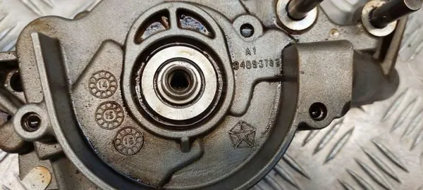 Pompe à huile OEM 04893782 pour Dodge 3.6 V6 image 6