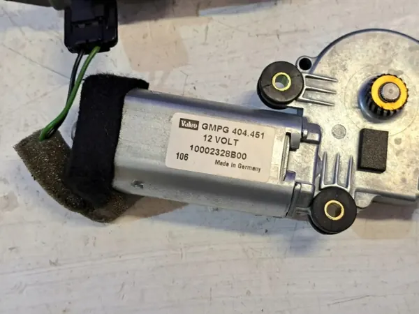 Schiebedachmotor OEM 30799033 für Volvo S60 I 2.5L image 3