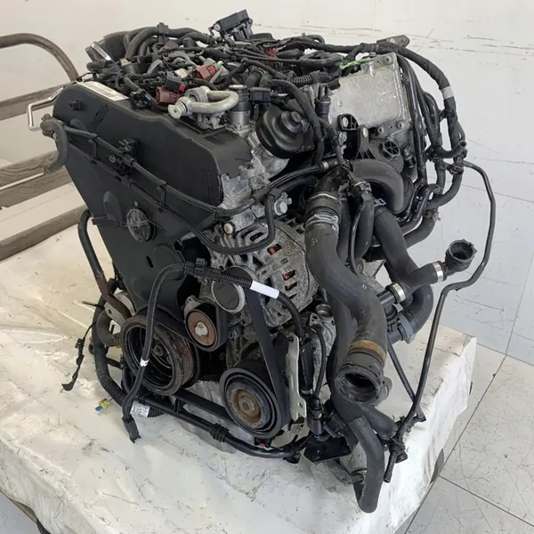 Täydellinen 2.0 TDI moottori varusteineen AUDI Q5 A4 A5 image 6