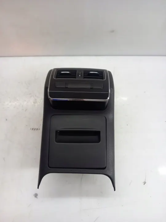Cenicero trasero OEM 3V0863284 para Skoda Superb III image 2