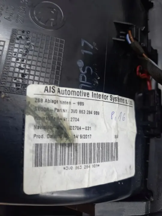 Cenicero trasero OEM 3V0863284 para Skoda Superb III image 6