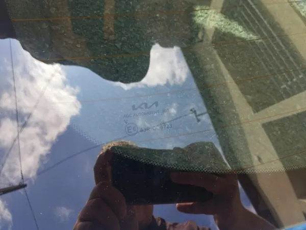 KIA SPORTAGE V achterklepglas OEM 2021- image 4