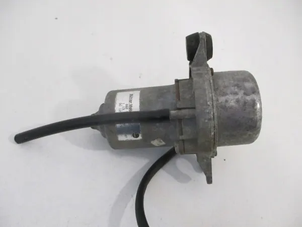 IMUPUMPPU RENAULT LAGUNA III 2.0T 862531-04 image 7