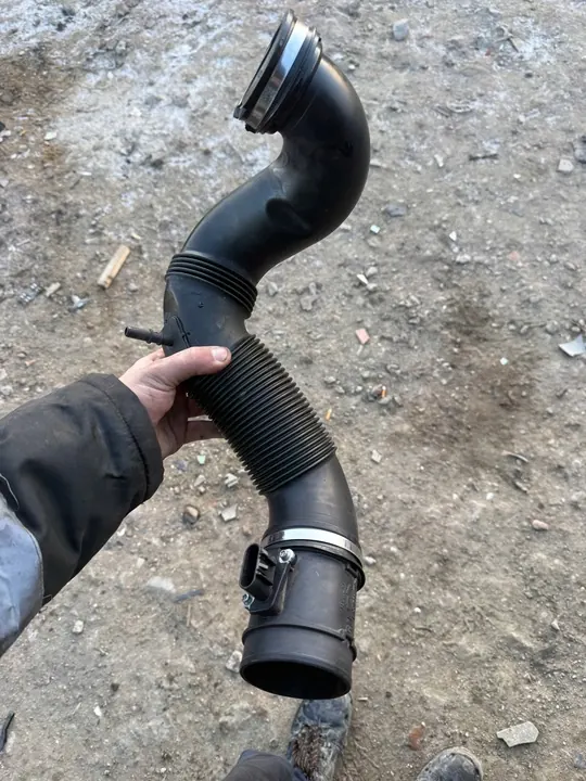 Luftansaugrohr Insignia A 2.0 T A20NHT OE 55560898 image 3