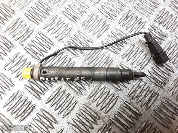 Iniettori VW Sharan 1.9L Diesel 028130201S image 2