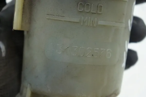 OEM 31302576 Servostyrningsbehållare för Volvo image 5