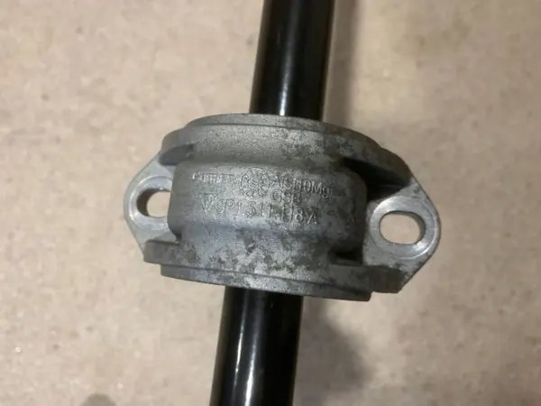 Porsche Taycan 4S Hinterachse Stabilisator OEM 9j1511025 image 7