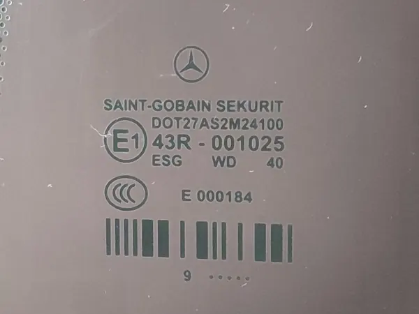 Vitre triangulaire latérale OEM 43R001025 image 3
