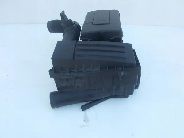 Volkswagen Ilmansuodattimen Kotelo 3C0129607AF image 3