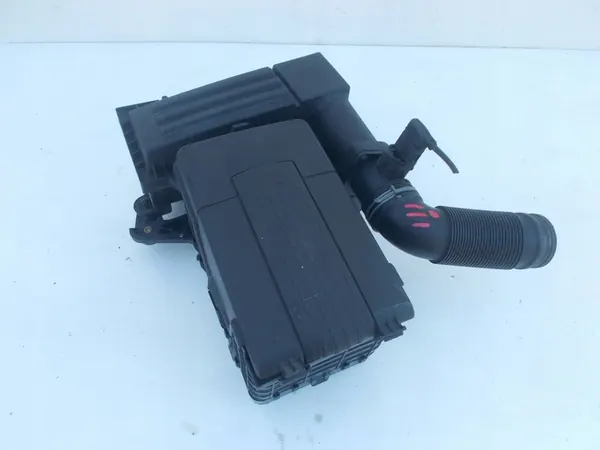 Volkswagen Ilmansuodattimen Kotelo 3C0129607AF image 8