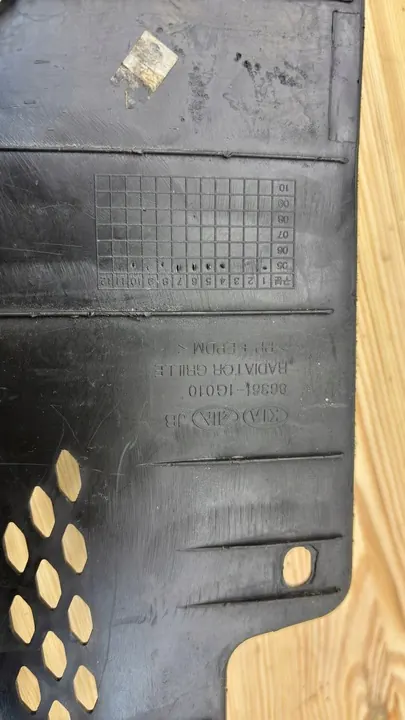 KIA RIO 05-11 Front Grill 86361-1G010 image 3