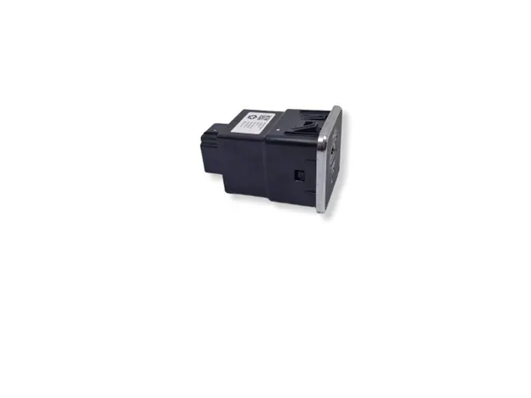 Jeep Compass USB-portti OEM 53223309 - Käytetty image 4