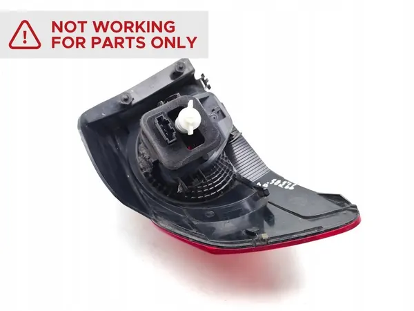 VW Golf Luz Trasera 2010 Hatchback Derecha 5K0945258 image 5