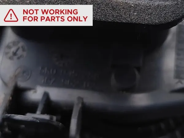 VW Golf Luz Trasera 2010 Hatchback Derecha 5K0945258 image 6