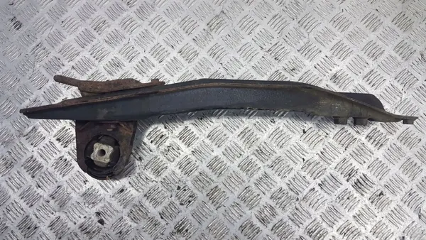 Toyota OE AMD70914 Voorste Hulpframe Gebruikt image 8