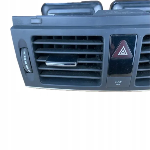 Grille de Vent OEM pour Console Centrale Mercedes W204 Classe C image 6