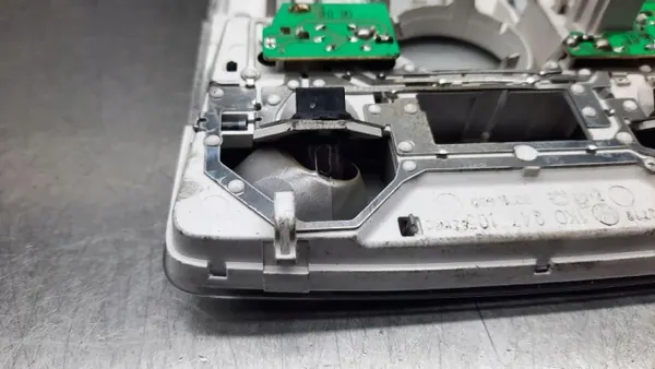 OEM 1K0947133H Innenleuchte für VW Passat B6 image 10