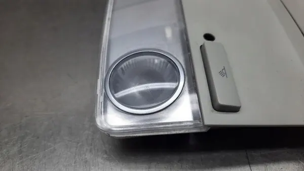 OEM 1K0947133H Innenleuchte für VW Passat B6 image 5