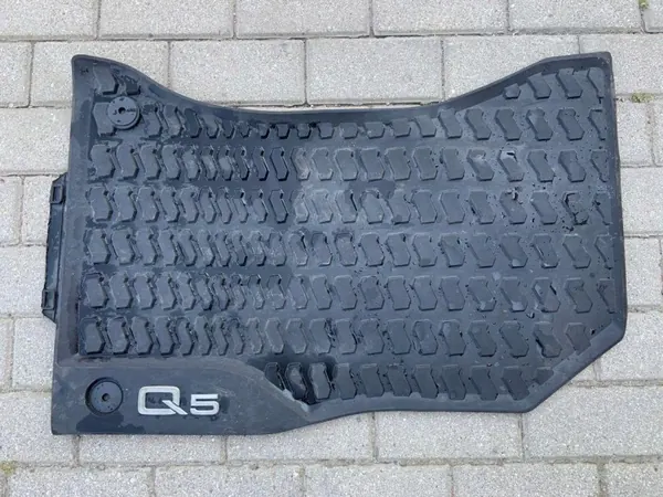 Tapetes de Borracha Audi Q5 OEM 80B061501 Dianteiros e Traseiros image 2