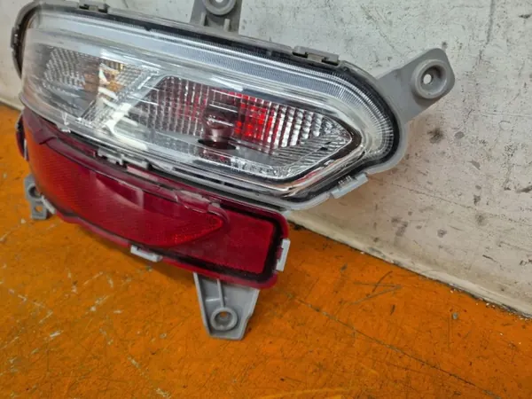 OEM 92405D97 Kia Sportage IV Taka Vasen Sumuvalo image 3