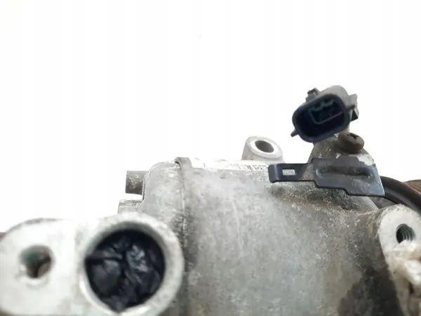 Compresseur A/C Dacia Sandero 2017 T99133AA image 4