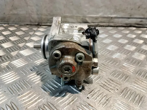 Pompe à injection OEM 22100-0R060 Lexus IS 220 2.2 D image 5