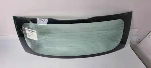 Vitre arrière MITSUBISHI pour Galant VIII 00R Berline image 3