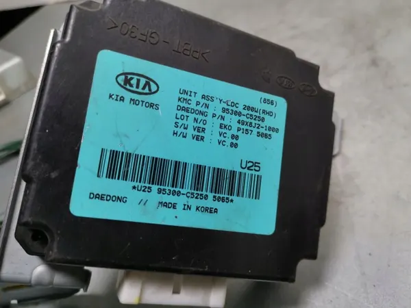 Ohjauslaite Kia Sorento 2016 OEM 95300C5250 image 4
