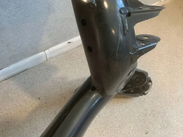 BMW G20 G21 Hinterachsträger OEM 8837913 image 4
