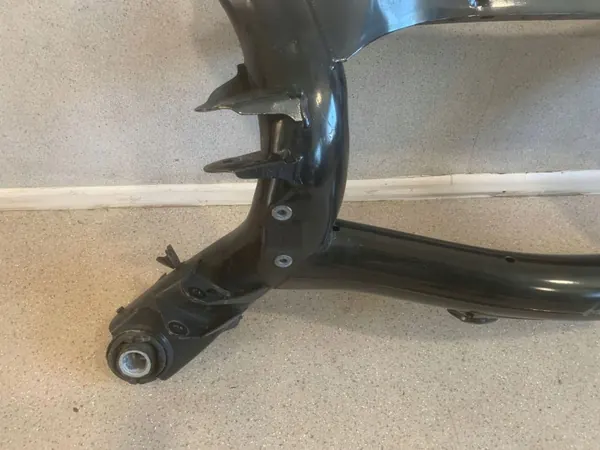 BMW G20 G21 Hinterachsträger OEM 8837913 image 9