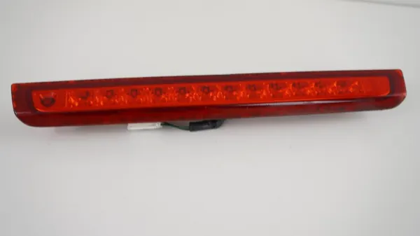 Feu Stop Arrière OEM 360208874 pour Hyundai i30 HB 07-10 image 2