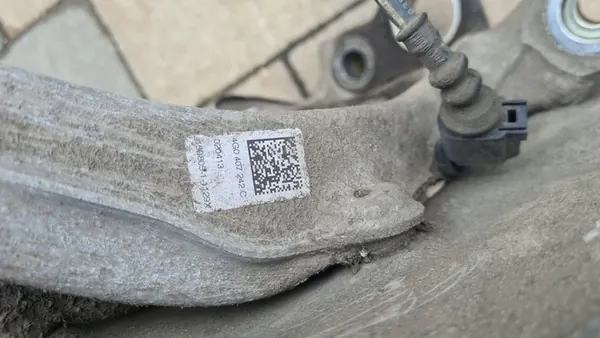 Audi A4 B8 A5 8T Mozzo Anteriore Destro OEM image 4