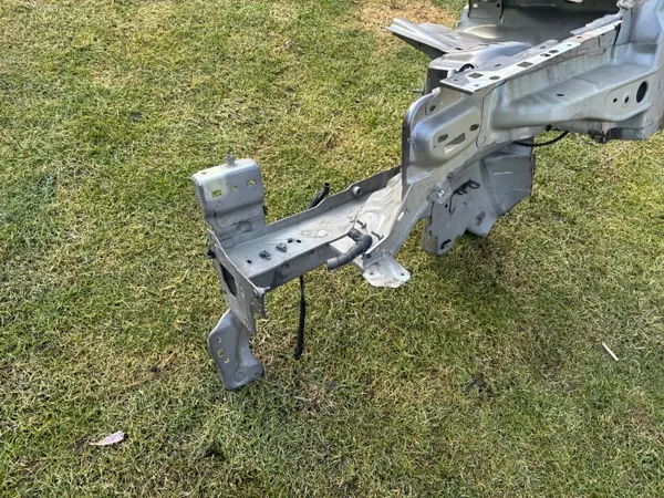 Peugeot 208 II Jupe Latérale Gauche OEM PODŁUŻNICA LEWA image 3