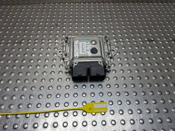 Calculateur Moteur OEM S25154626 Suzuki Swift 2010-2017 image 2