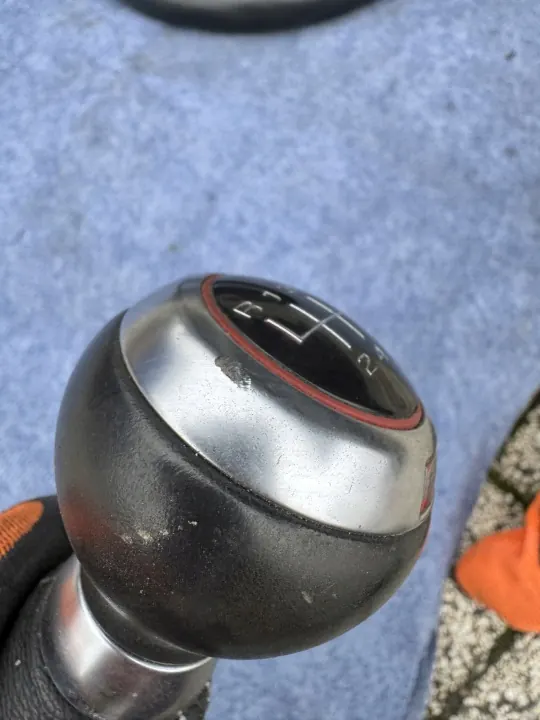 Pomo de cambio AUDI S3 8P OEM - Estado usado image 5