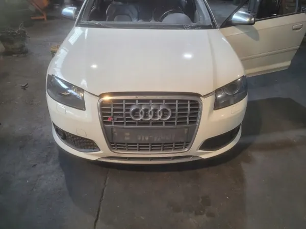 Pomo de cambio AUDI S3 8P OEM - Estado usado image 6