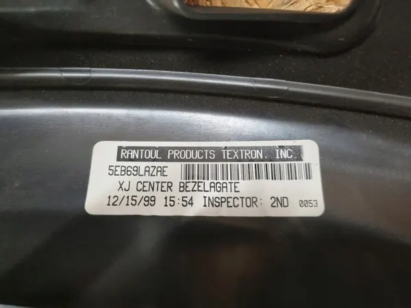 Console centrale OEM 55115482 pour Jeep Cherokee XJ image 3