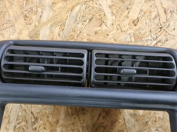 Console centrale OEM 55115482 pour Jeep Cherokee XJ image 4