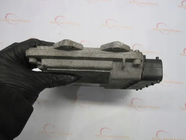 FIAT 500 1.3 JTD Unité de Contrôle Moteur 51829540 image 5