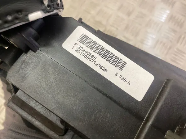 Levier de vitesse Volvo XC90 2018 OEM 32240586 image 7