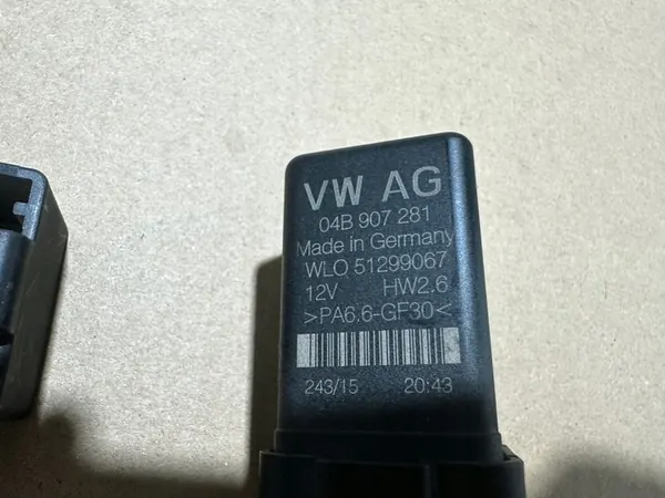 POLO 6C FABIA III 1.4 TDI Sytytysvastuksen Rela 04B907281 image 4