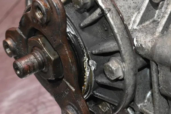 Automaattivaihteiston Vähennin Skoda Superb II 2.0 TDI image 9