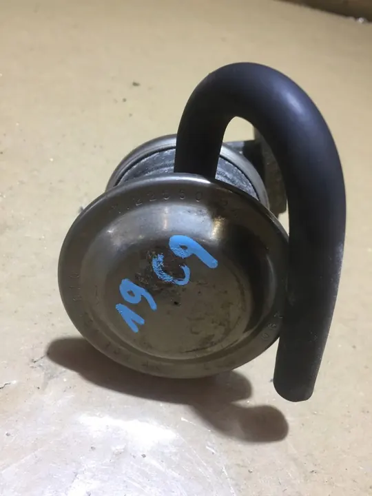 EGR-venttiili Audi A8 D3 4.2 MPI NTY 078131101AC image 3