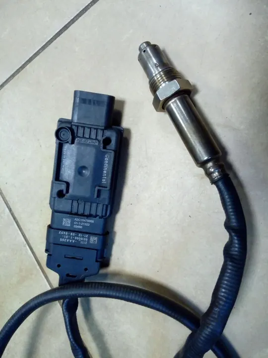 Sensor NOX BMW X3 G01 X4 G02 5 G30 G31 OEM 8476457-04 image 3