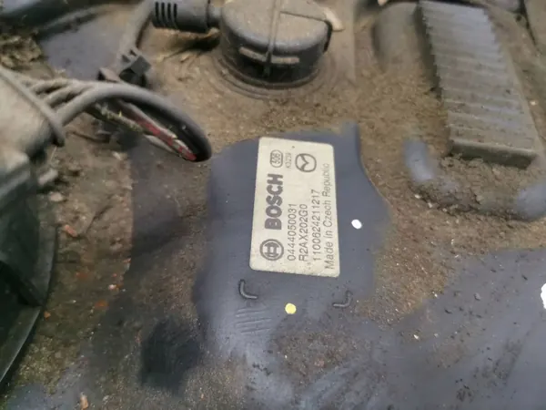 Réservoir AdBlue Mazda d'occasion OEM 0444050031 CX-7 image 3