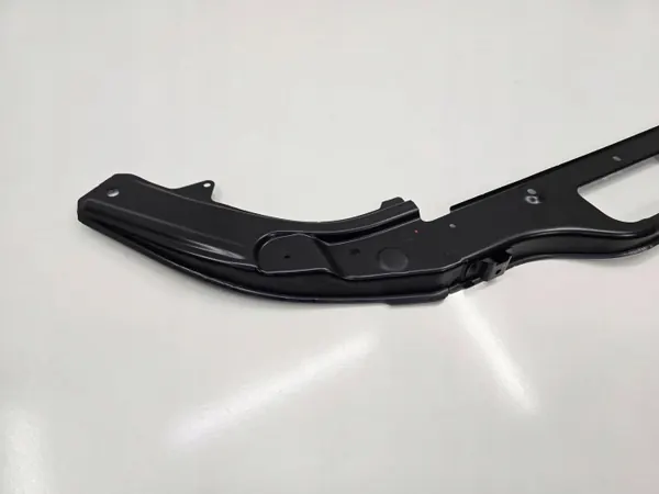 OEM B45A53150A framstötfångare övre förstärkning image 4