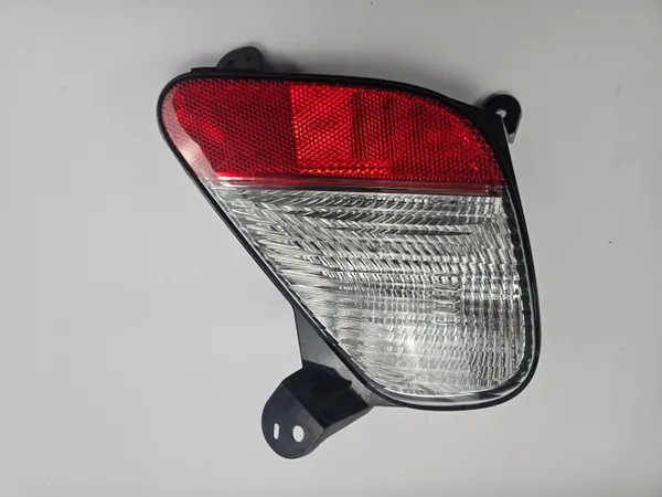 Feu antibrouillard arrière droit OEM 1149-226R Mitsubishi Eclipse Cross image 2