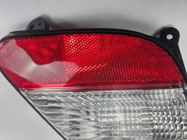 Feu antibrouillard arrière droit OEM 1149-226R Mitsubishi Eclipse Cross image 5