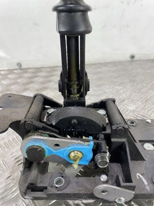 Levier de Vitesses Subaru Forester SJ OEM FBZ20633 image 6